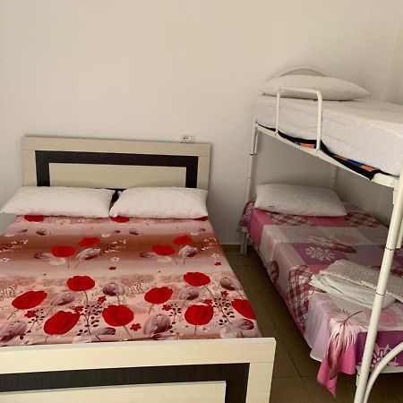 Denaj House Hotel Himare Exterior foto